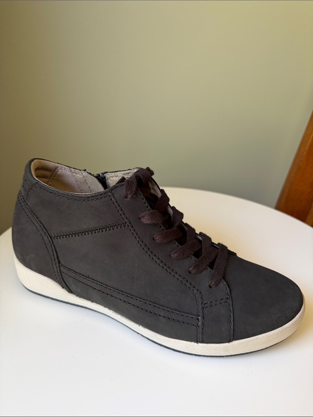 Dansko Onyx Black Milled Nubuck High Top Sneaker Booties Side Zip Comfort Size38